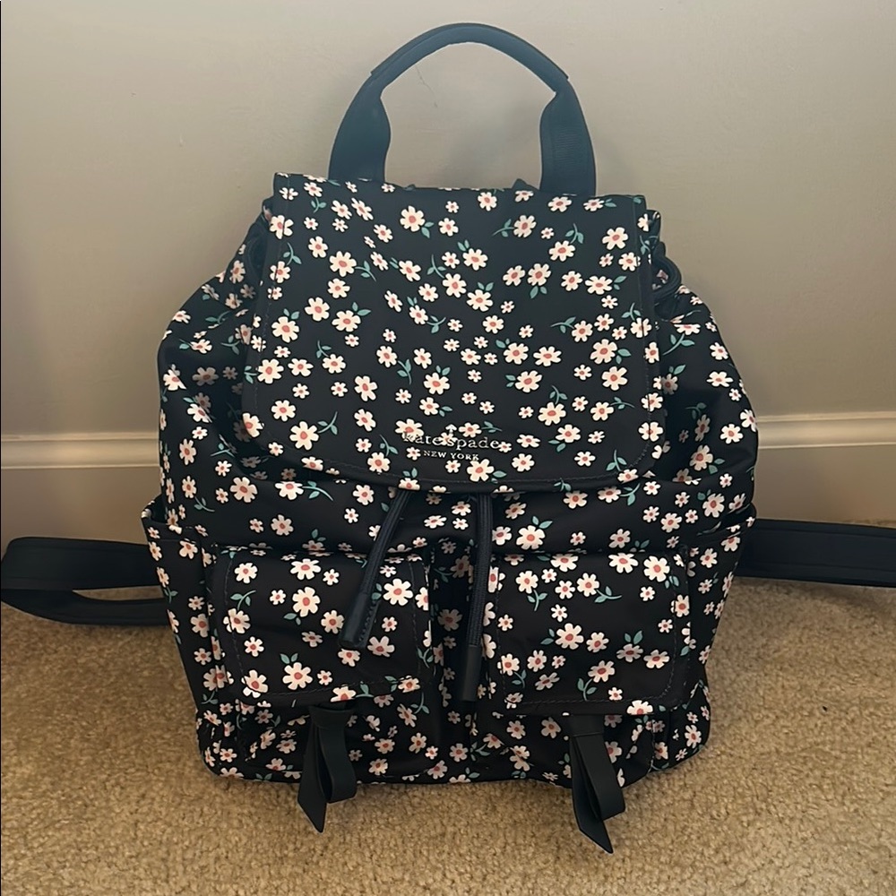 Kate Spade Navy and White Daisy Backpack